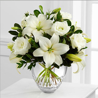 The White Eleganceâ?¢ Bouquet by Vera Wang